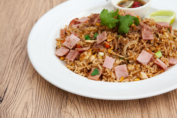 Chinese fried rice with ham and egg