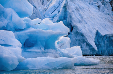 Iceberg floating at a glacier in arctic © Lars Johansson