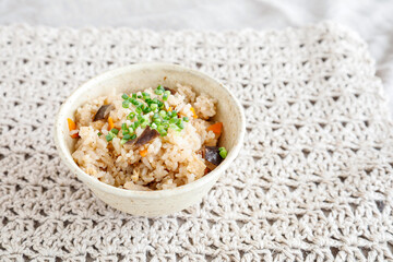 おかず要らずな炊き込みご飯