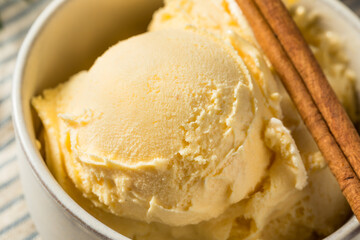 Homemade Christmas Eggnog Ice Cream