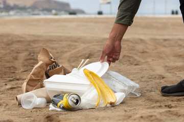Contaminación en la Playa - Beach pollution