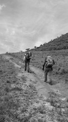 Obraz premium Montanhismo na Mantiqueira: Trekking Pico do Santo Agostinho - Garrafão