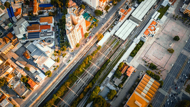 Belo Horizonte Centro Minas Gerais Cidade Capital Metr&oacute;pole Brasil Brasileira Paisagem Urbana Esta&ccedil;&atilde;o Trem Uai Vias Ruas Avenidas Pra&ccedil;a Edif&iacute;cio Pr&eacute;dio Grafite Arte Arquitetura Engenharia Viagem