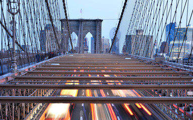 New York, Trafic sur le pont de Brooklyn