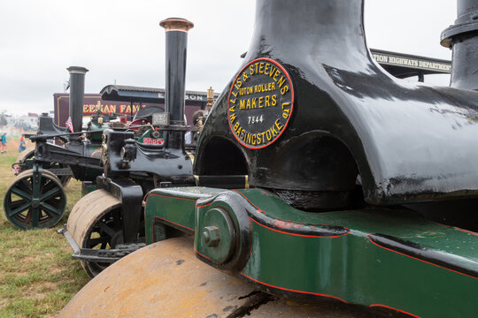 Close up of the front of a Wallis and Steevens steam roller
