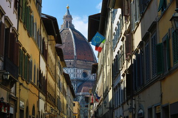 Fototapeta na wymiar A view of the streets of Florence