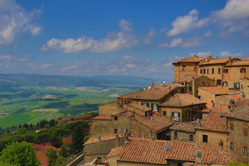 Fototapeta na wymiar Local houses and a general view in the Tuscany region of Italy