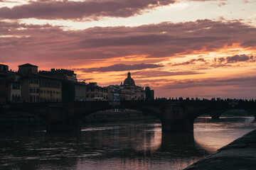 Naklejka premium Firenze Bridge at Sunset