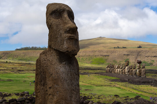 Moai and sky
