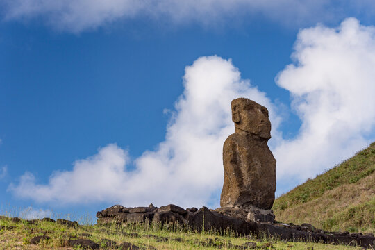 Moai and sky