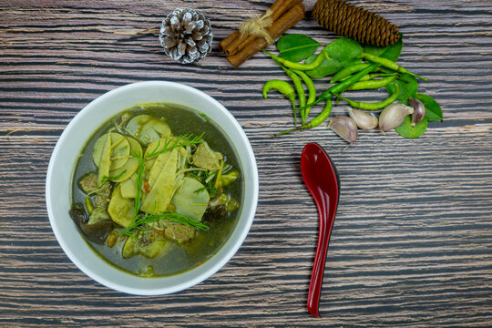 Thai Foods Northeast spicy curry fermented fish bamboo shoot with a tiliacora juice mom's crafts for lunch today Keng No Mai Sai Yanang Thai language.