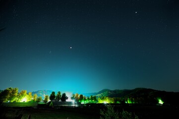 皆既月食と星空