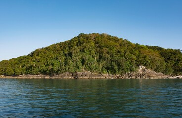 Fototapeta na wymiar Scape of Islands. Natural paradise in the sea of São Sebastião, Brazil.