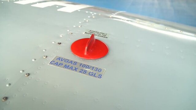 piper plane gas cap red