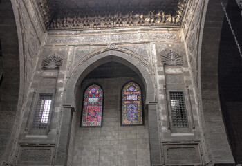 Obraz premium Inside the Mosque and Madrasa of Sultan al-Ghuri, Old Cairo, Egypt