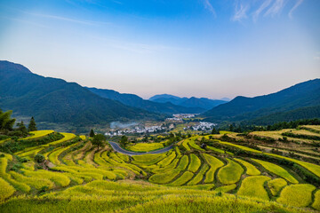 Fototapeta premium Autumn terraced landscape of Jiangling in Wuyuan, Jiangxi province