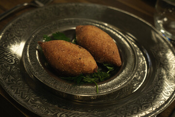 stuffed meatballs ''icli kofta''