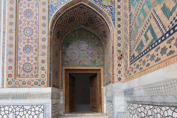 Obraz premium Uzbekistan Tiled, Mosaics and Ceramics Details Photo, Registan Square Samarkand, Uzbekistan 