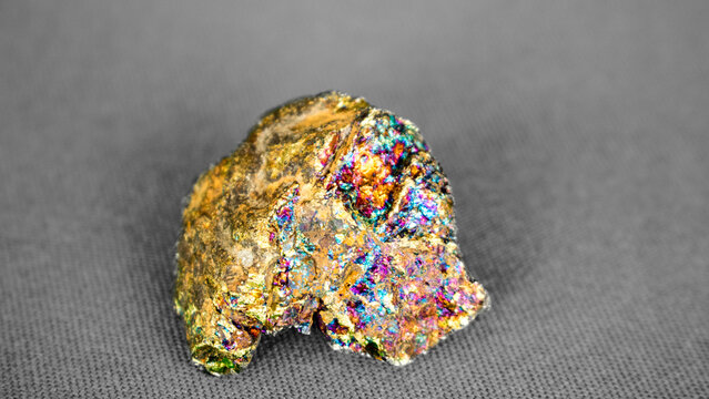 Piedra calcopirita