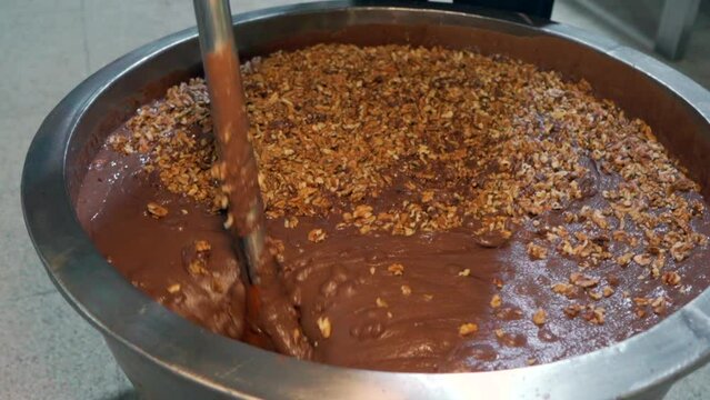 Making of Traditional Turkish halva at factory
