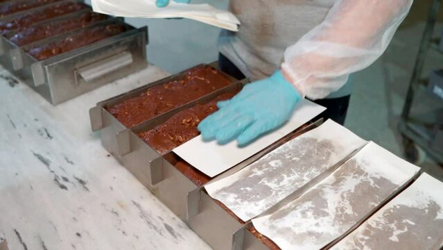 Making of Traditional Turkish halva at factory
