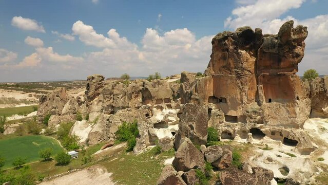 The Phrygian Valley is something of a loose term used to describe the ancient heartland of the Phrygian kingdom. 