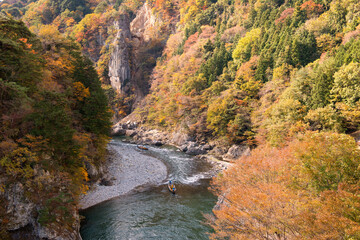 紅葉の鬼怒川渓谷