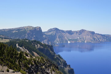 Fototapeta na wymiar Panorama Mountain Landscape in Crater Lake National Park, Oregon