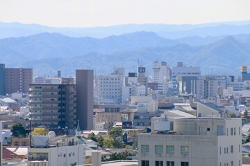 Fototapeta premium 二ノ丸からの眺望・鳥取城跡（鳥取県・鳥取市）