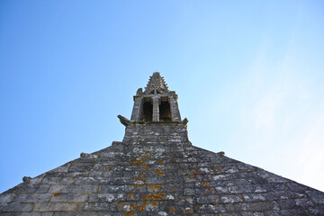 Fototapeta na wymiar a very old chapel near Penmarch