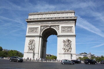 Fototapeta na wymiar The Arc de Triomphe, Paris, France