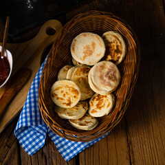 warm proziaki with marmalade