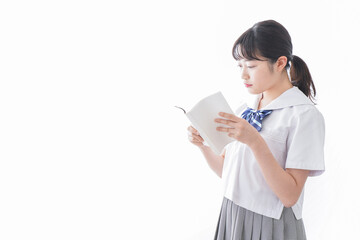 自習をする学生