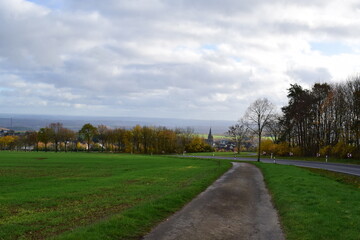 Strasse nach LAndkern in der Eifel