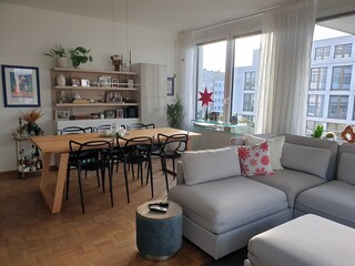 Salone addobbato per Natale