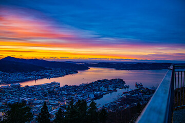 bergen norway city night view landscape sunset mountain sea - obrazy, fototapety, plakaty
