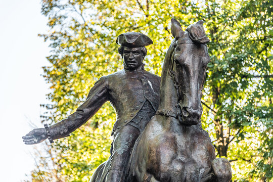 Statue Of Paul Revere