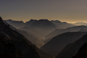 Tre Cime de Lavaredo, Dolomity, Włochy, Alpy, Tyrol, góry, krajobraz, pustynia, góra