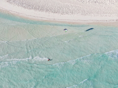 Kitesurfing at Lancelin Point from above