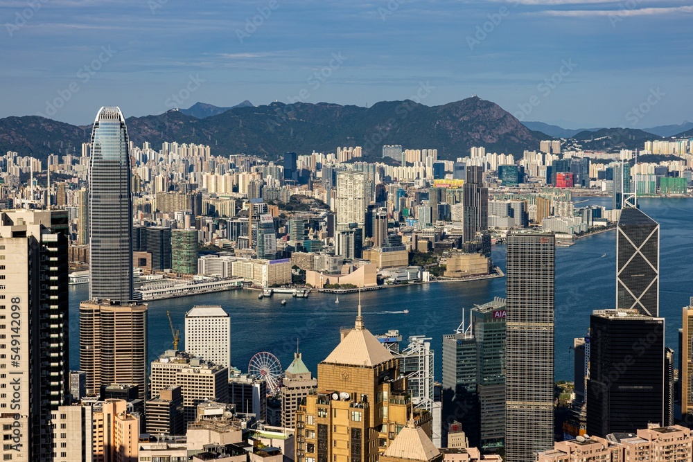 Poster scenic bird's eye view of the beautiful victoria harbor in hong kong on a summer day