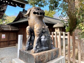 石清尾八幡宮の狛犬「阿」