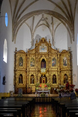 Fototapeta na wymiar Camino al Monasterio de Izamal, Merida, Yucatan, Mexico
