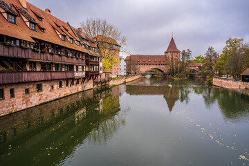 Obraz premium Nurnberg City Pegnitz River riverside view in Germany
