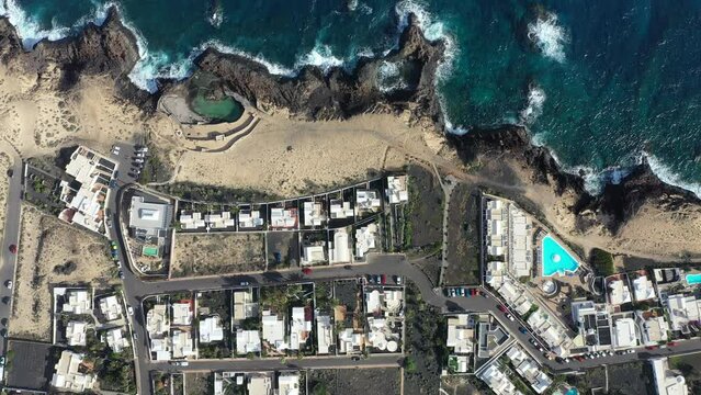 Charco del Palo auf Lanzarote aus der Luft