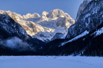 Hoher Dachstein Mit Gosausee Winter