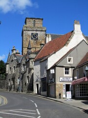 Fototapeta na wymiar Kirk Wynd and Old Kirk, Kirkcaldy, Fife.