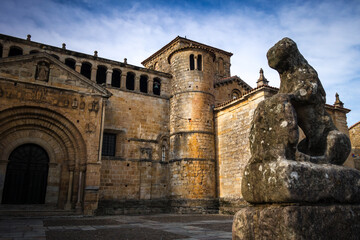 Fototapeta na wymiar Santillana del mar medieval castle, Cantabria, Spain