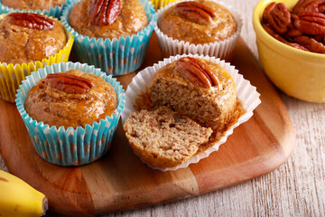  bran banana and pecan muffins