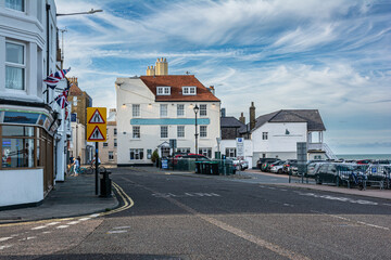 Street and houses in Deal, Kent, England, UK
 - obrazy, fototapety, plakaty