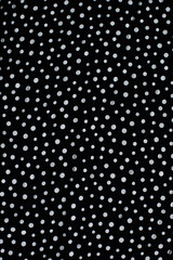 black and white dots © София Ломанская